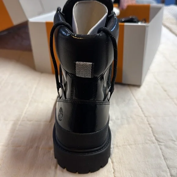 BNIB Timberland Heritage Boots - Picture 6 of 7